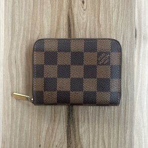 ~SOLD~Louis Vuitton Zippy Coin Purse in Damier Ebene Print